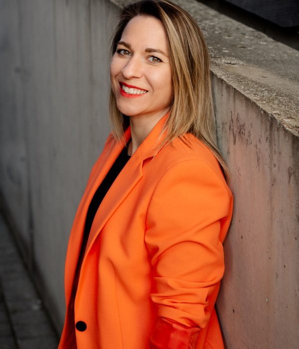 Portrait High Level Mentorin und LEAD-Gründerin Katrin Verena Hentschel